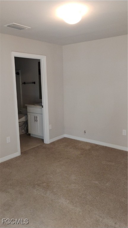 2819 43rd St W Property Photo 7