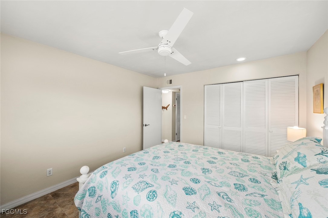 601 Periwinkle Way D5 Property Photo 25