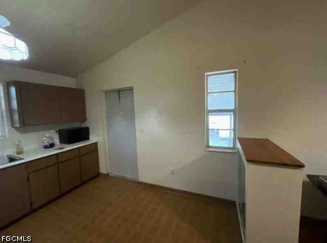 420 Se 1st St Property Photo 11