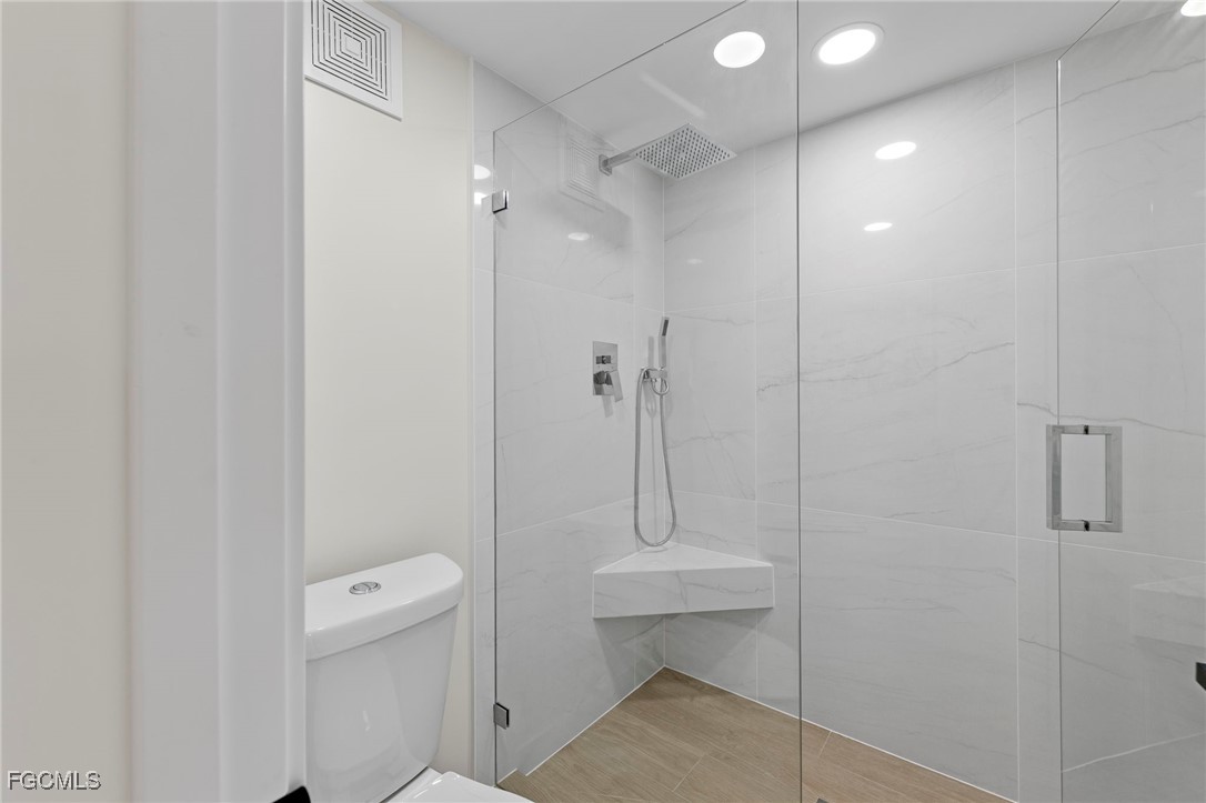 16440 Kelly Cove Dr 2806 Property Photo 19