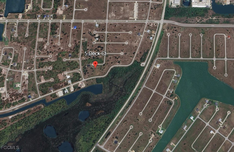 2 Davit Ct Property Photo 2