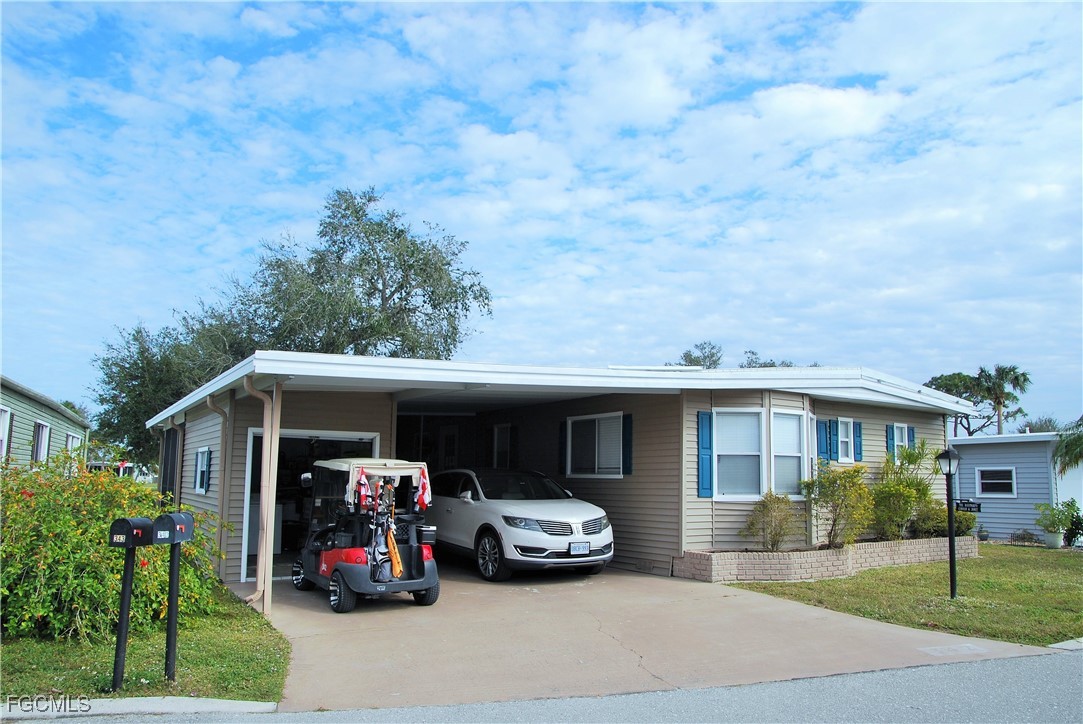 342 Nicklaus Blvd Property Photo 3