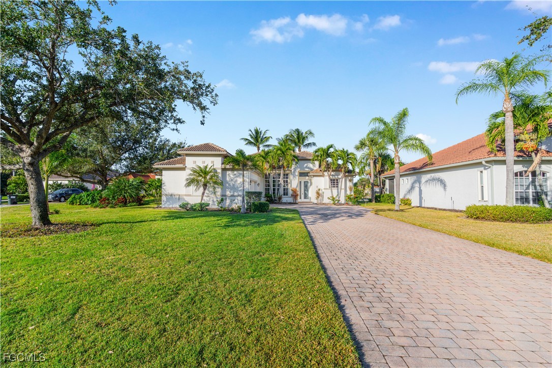 11105 Sea Tropic Ln Property Photo 3