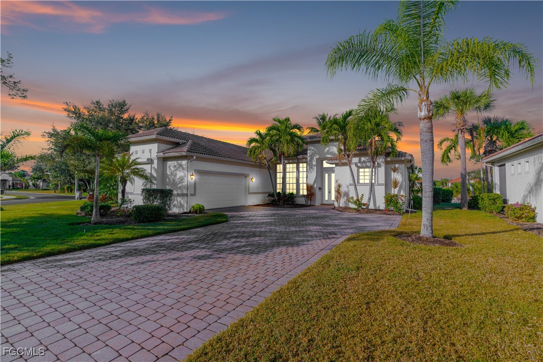 11105 Sea Tropic Ln Property Photo 4