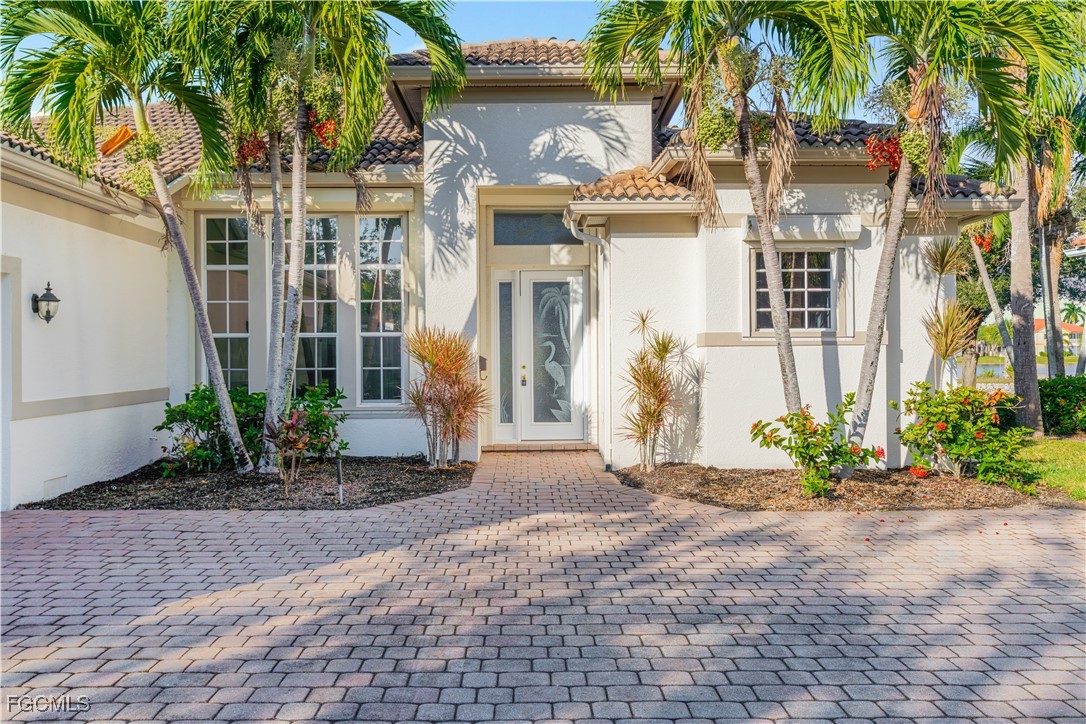 11105 Sea Tropic Ln Property Photo 5