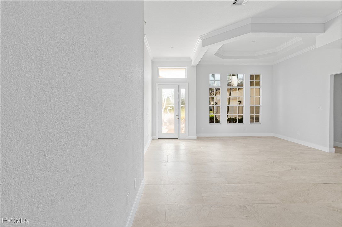 11105 Sea Tropic Ln Property Photo 7