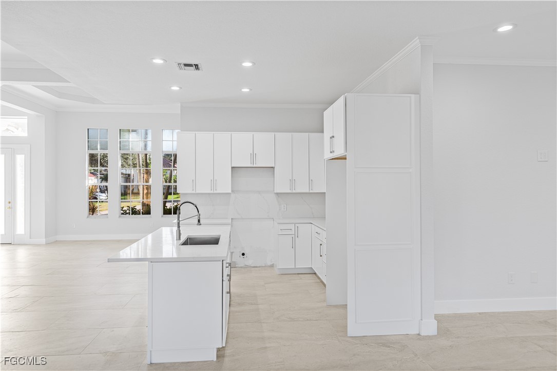 11105 Sea Tropic Ln Property Photo 17