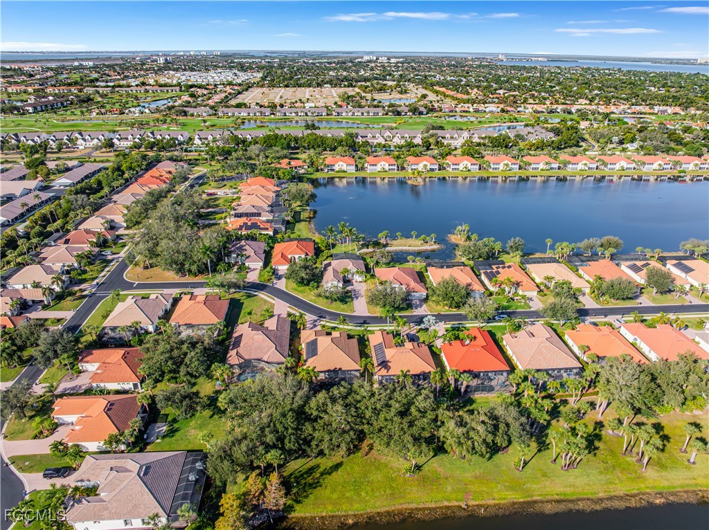 11105 Sea Tropic Ln Property Photo 48