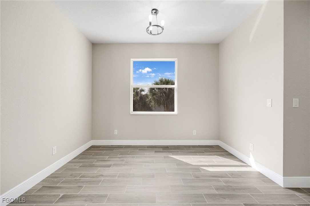 1346 Radio Loop Property Photo 13