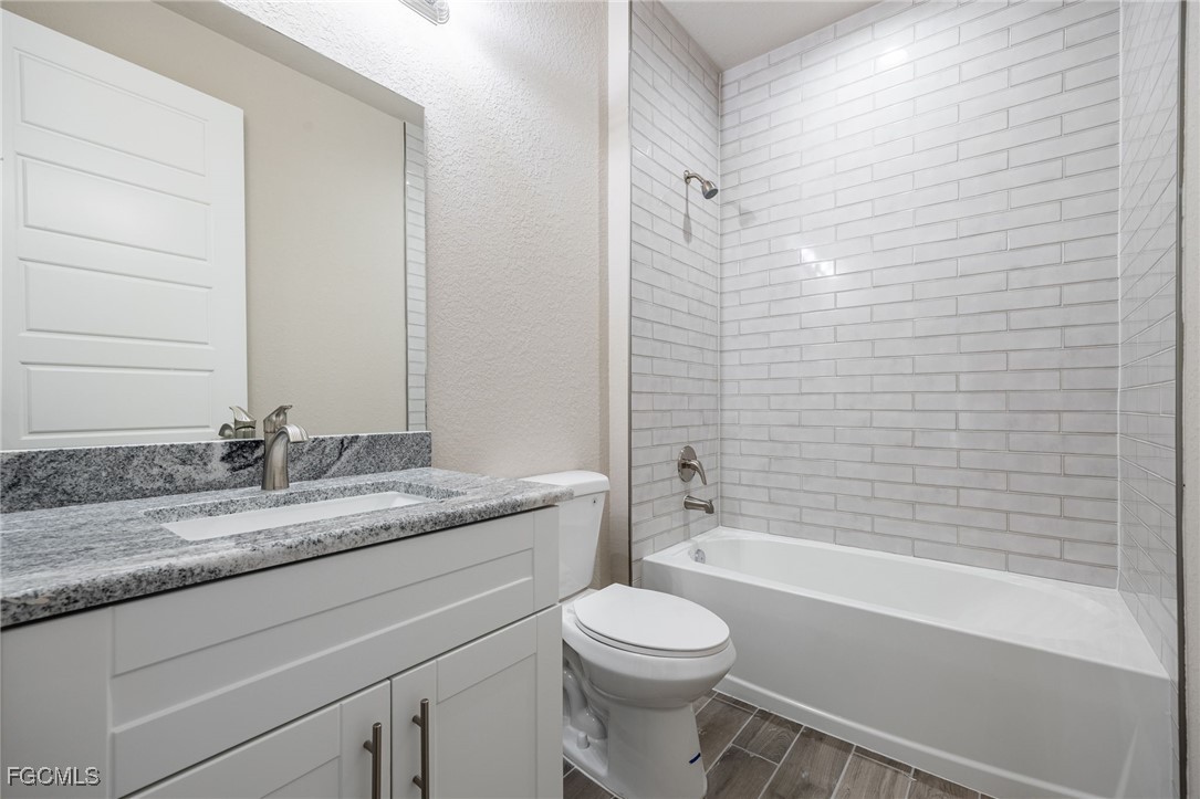 1346 Radio Loop Property Photo 17
