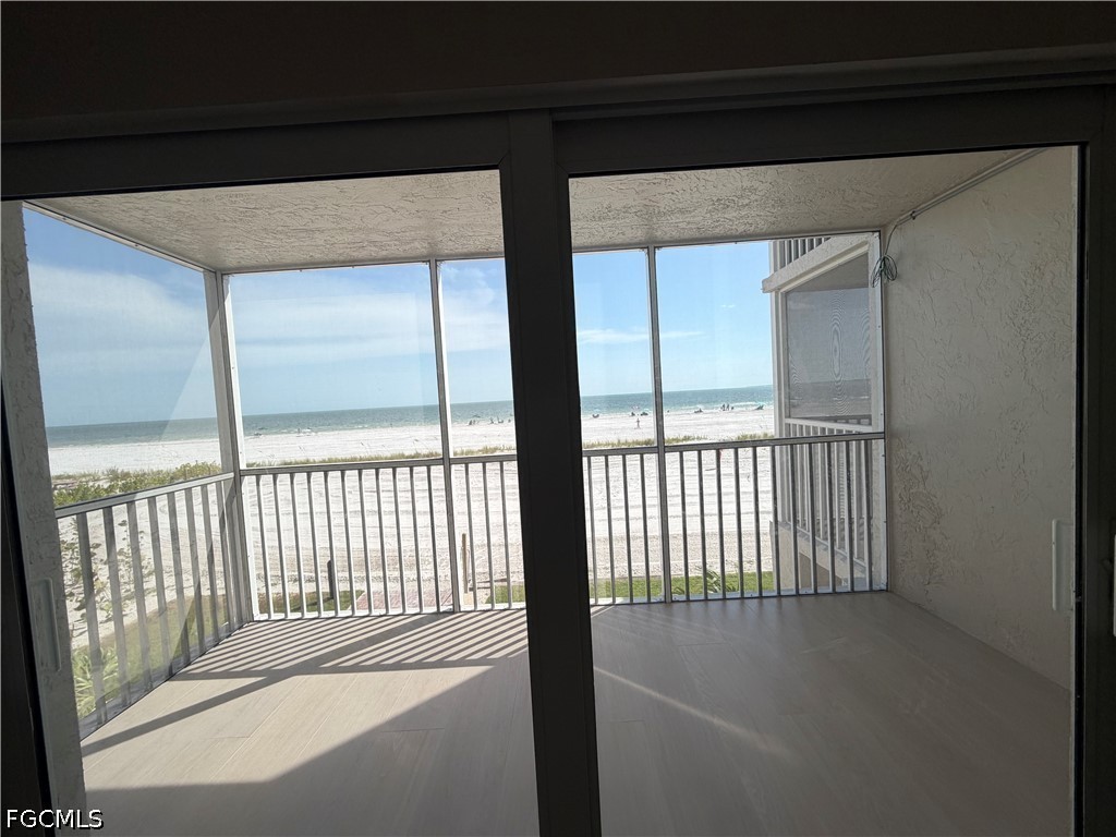 500 Estero Blvd 195 Property Photo 15