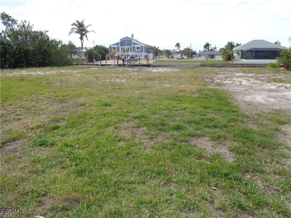 2947 Cussell Dr Property Photo 6