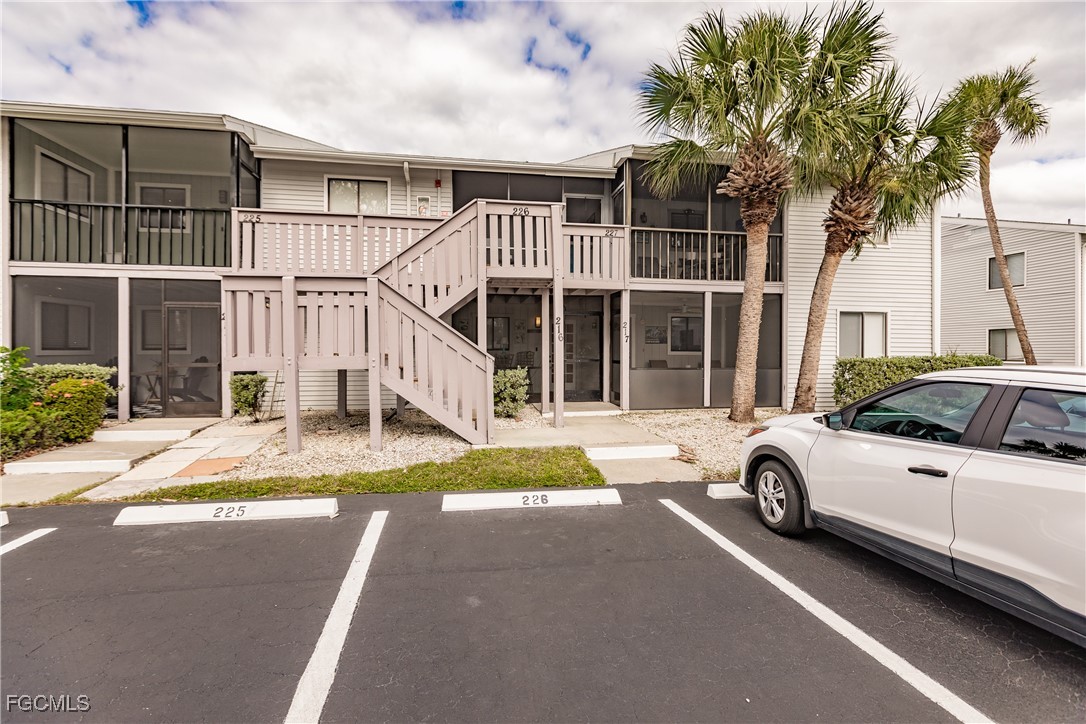 1055 Palm AVE 216