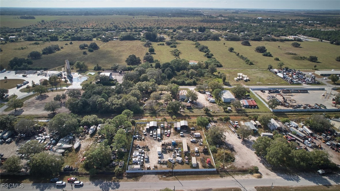 319 N Industrial Loop Property Photo 15