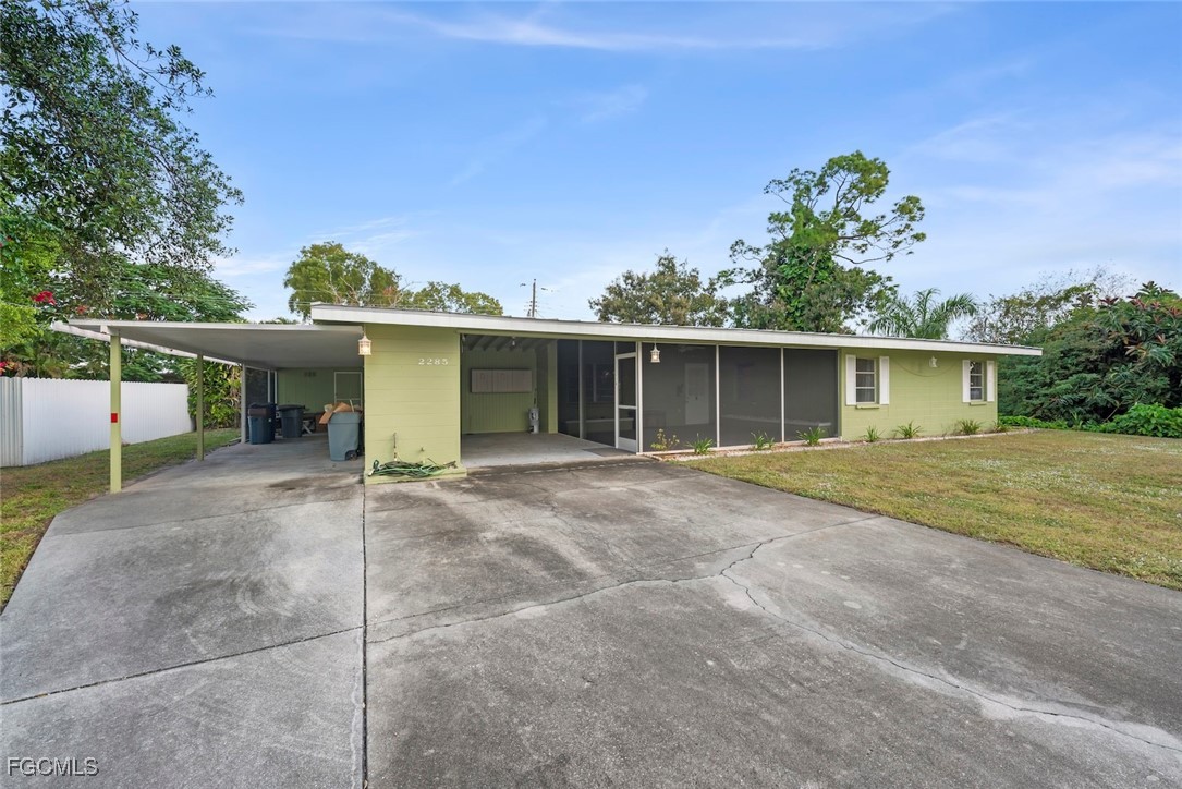 2285 Sunrise Blvd Property Photo 2