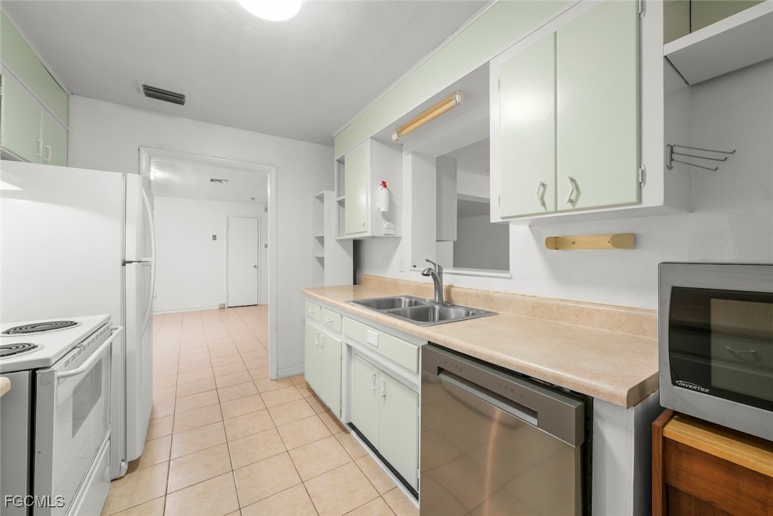 2285 Sunrise Blvd Property Photo 13