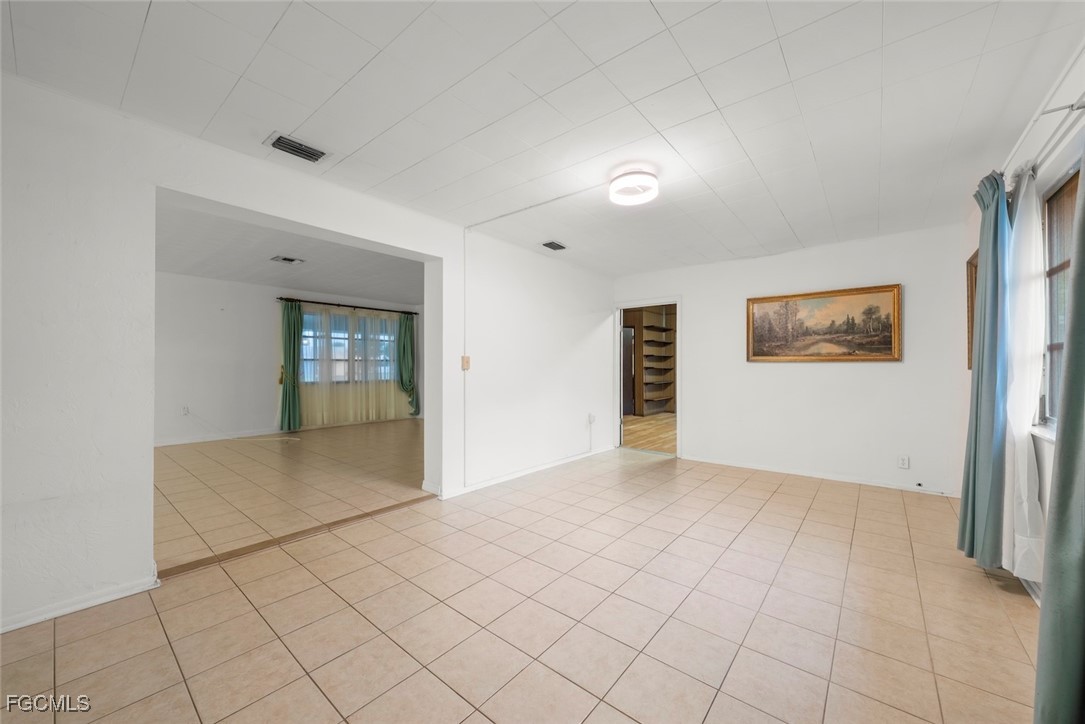 2285 Sunrise Blvd Property Photo 17
