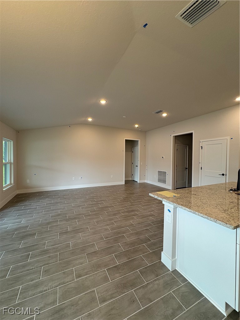 2605 Ne 1st Pl Property Photo 17