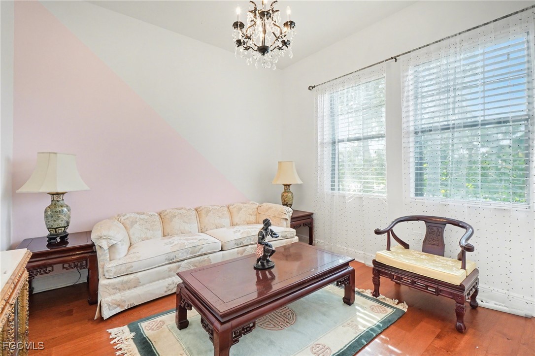 12715 Fairington Way Property Photo 13