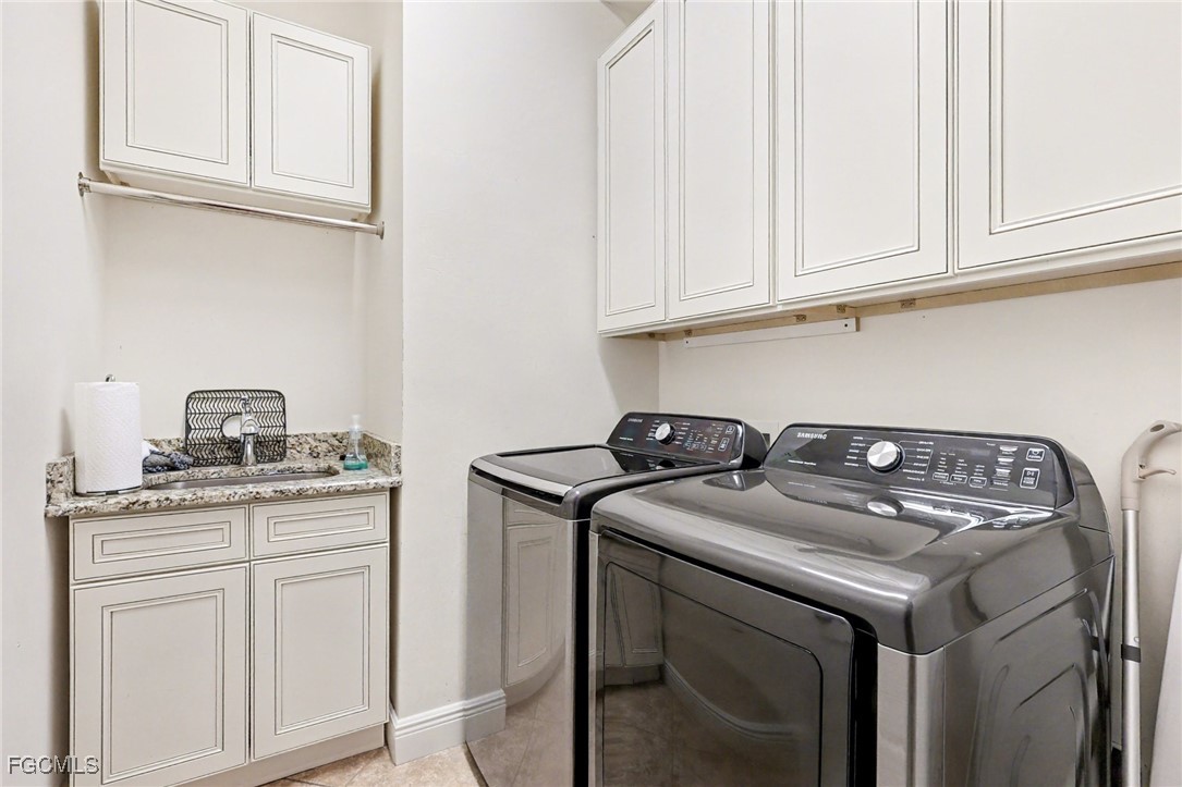 12715 Fairington Way Property Photo 27