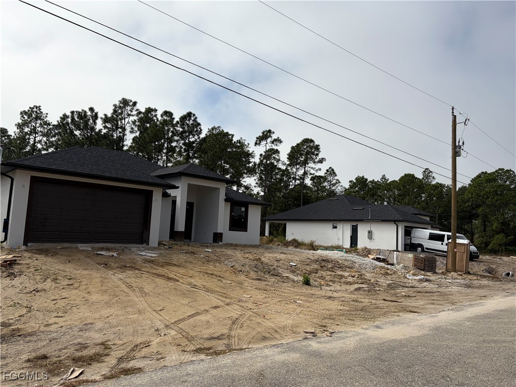 1310 Irving Ave Property Photo 6