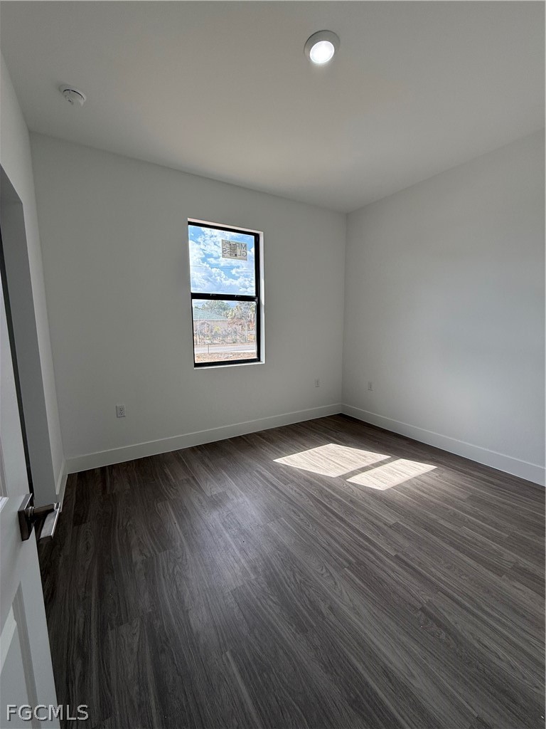 1048 Jay Ct Property Photo 26