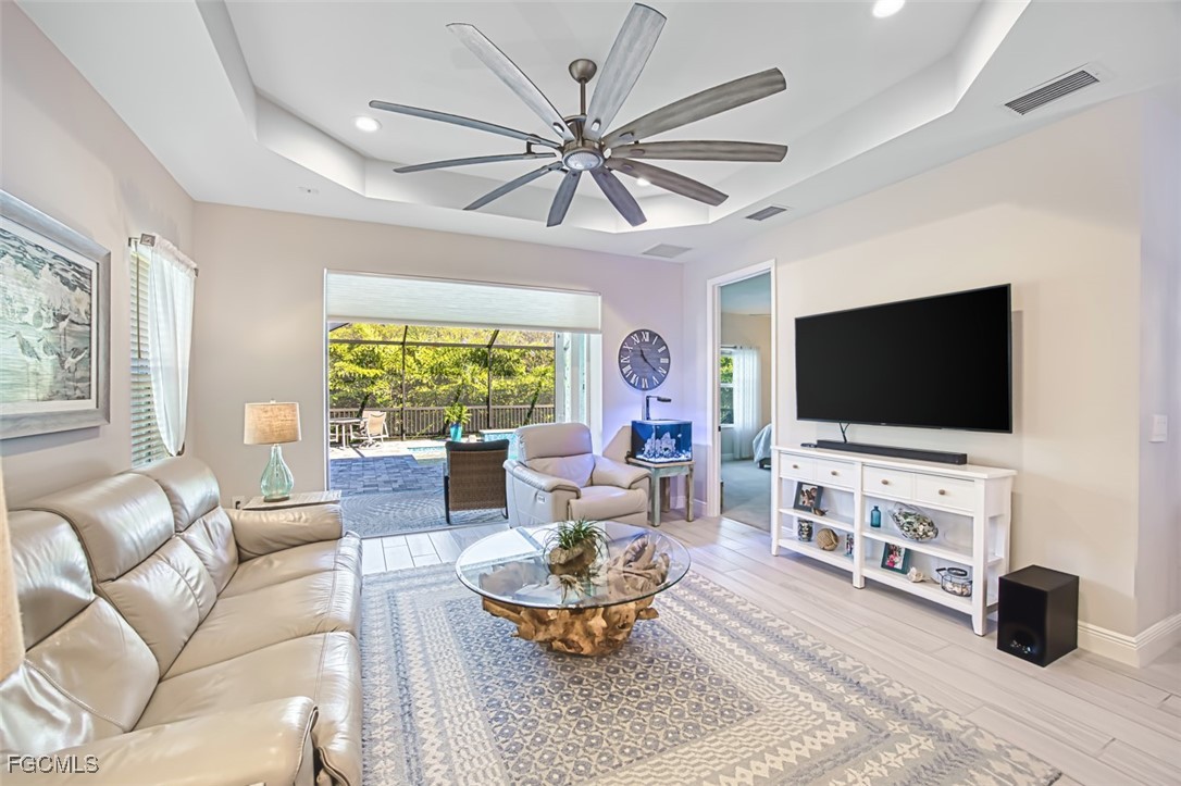 8794 Pigeon Key Property Photo 3