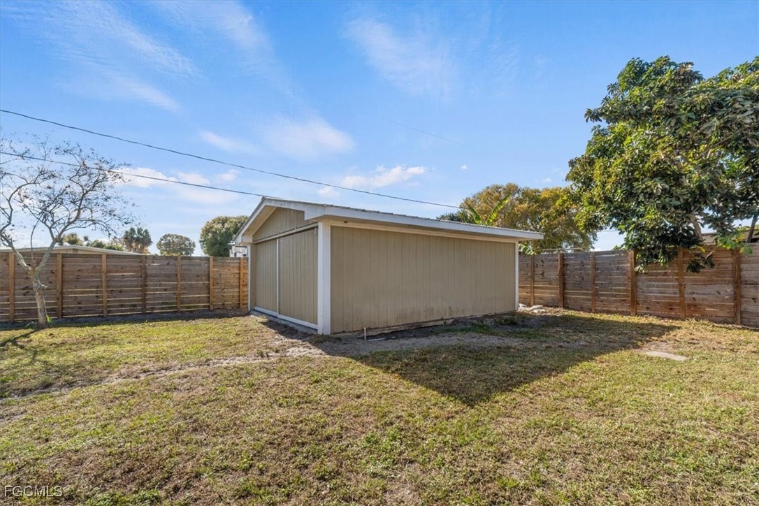 610 E Avenida Del Rio Property Photo 45