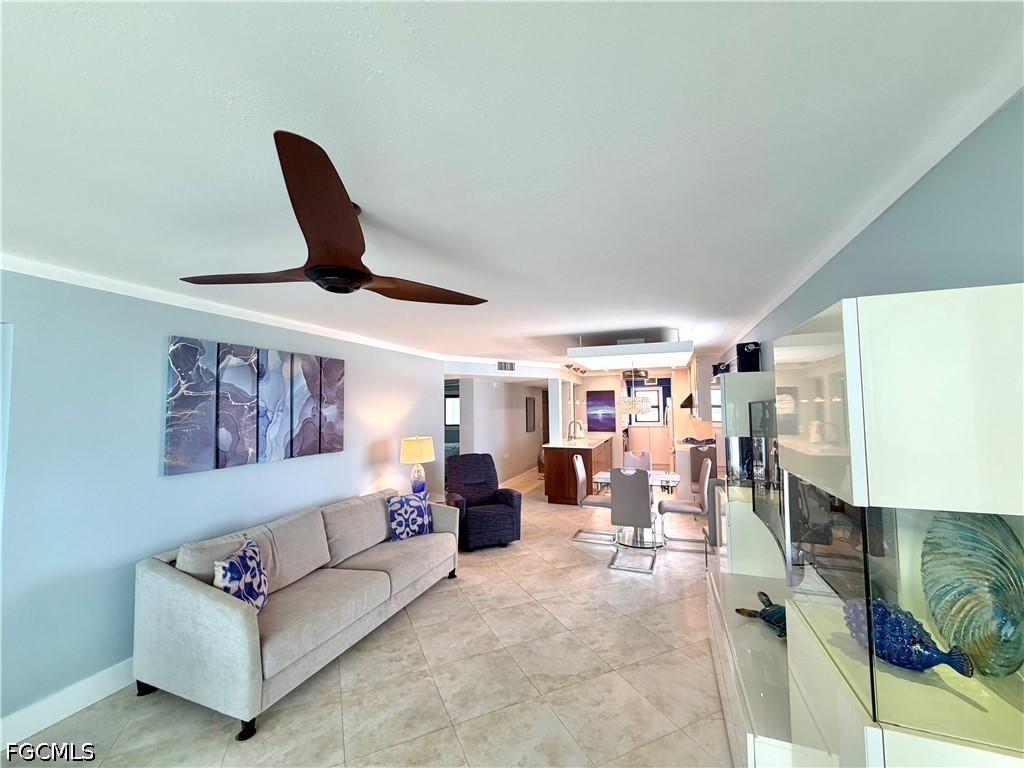 6400 Estero Blvd 1000 Property Photo 15