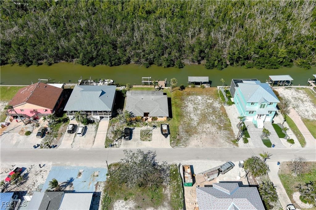 175 Tropical Shores Way 177 Property Photo 1