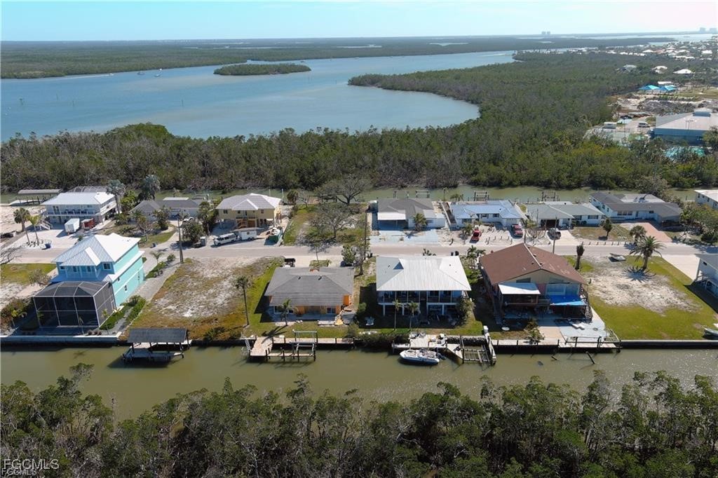 175 Tropical Shores Way 177 Property Photo 15
