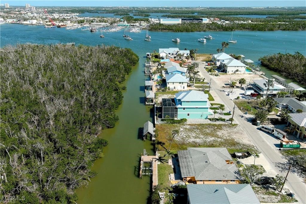 175 Tropical Shores Way 177 Property Photo 17