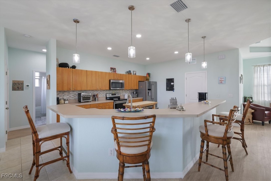 8 Abaft Pl Property Photo 8