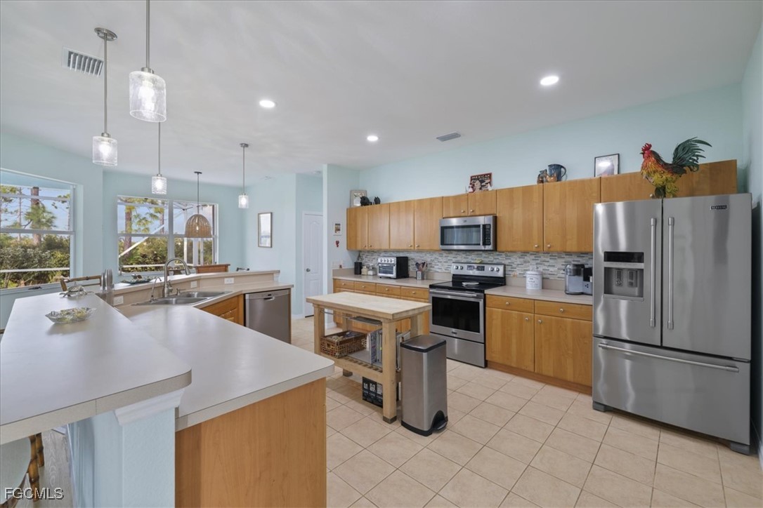 8 Abaft Pl Property Photo 10