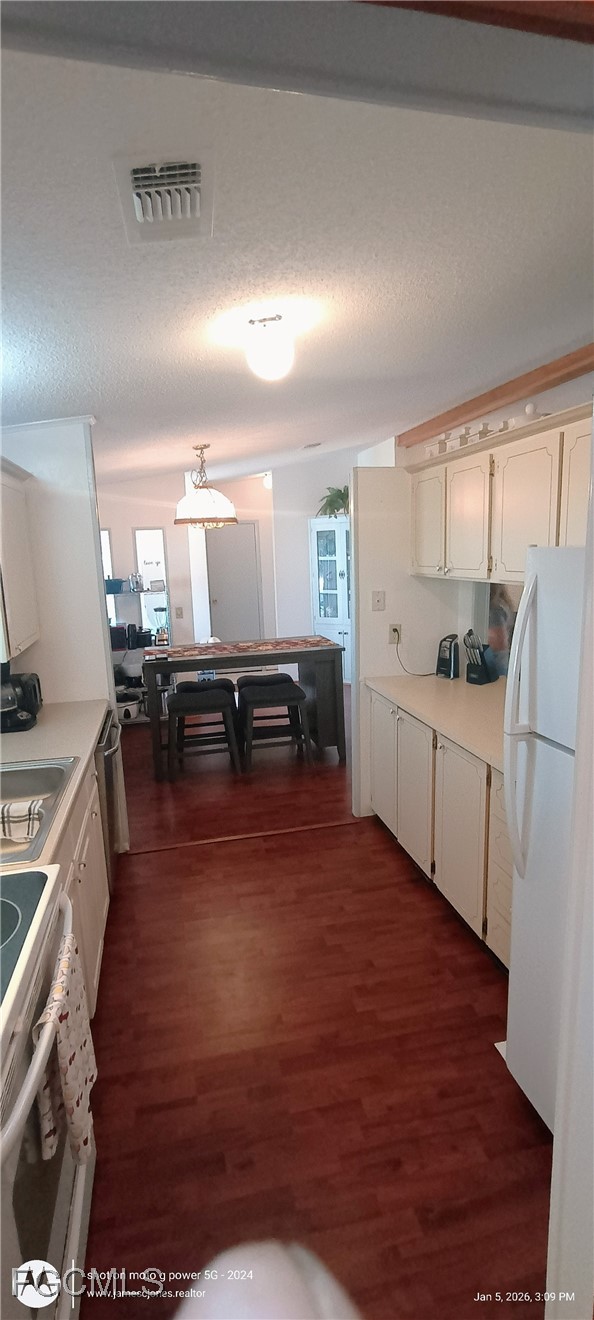 133 Belle Isle Cir Property Photo 12