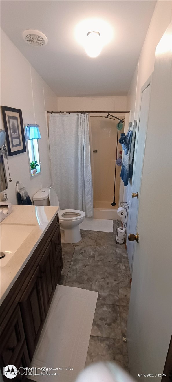 133 Belle Isle Cir Property Photo 16
