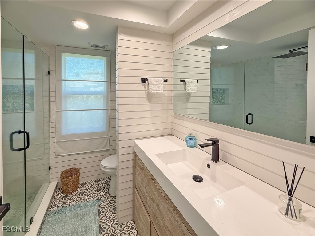 4490 Harbor Bend Dr Property Photo 21