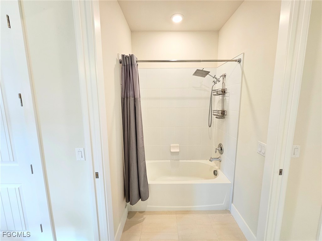 4308 Arlington Dr Property Photo 24