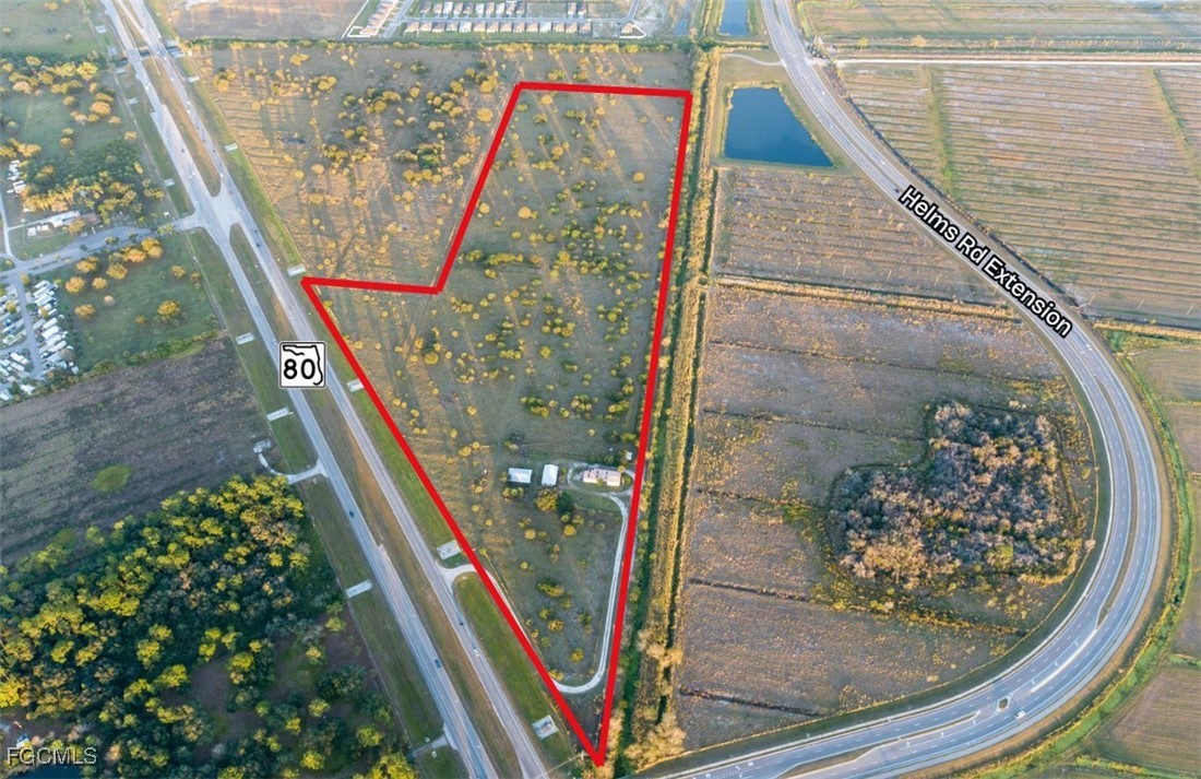 2549 W State Road 80 Property Photo 3