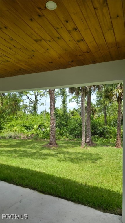 5005 Eifel Ln Property Photo 4