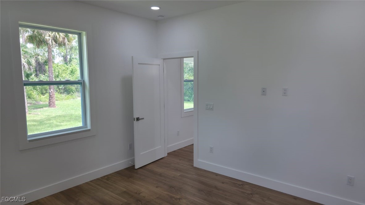 5005 Eifel Ln Property Photo 29
