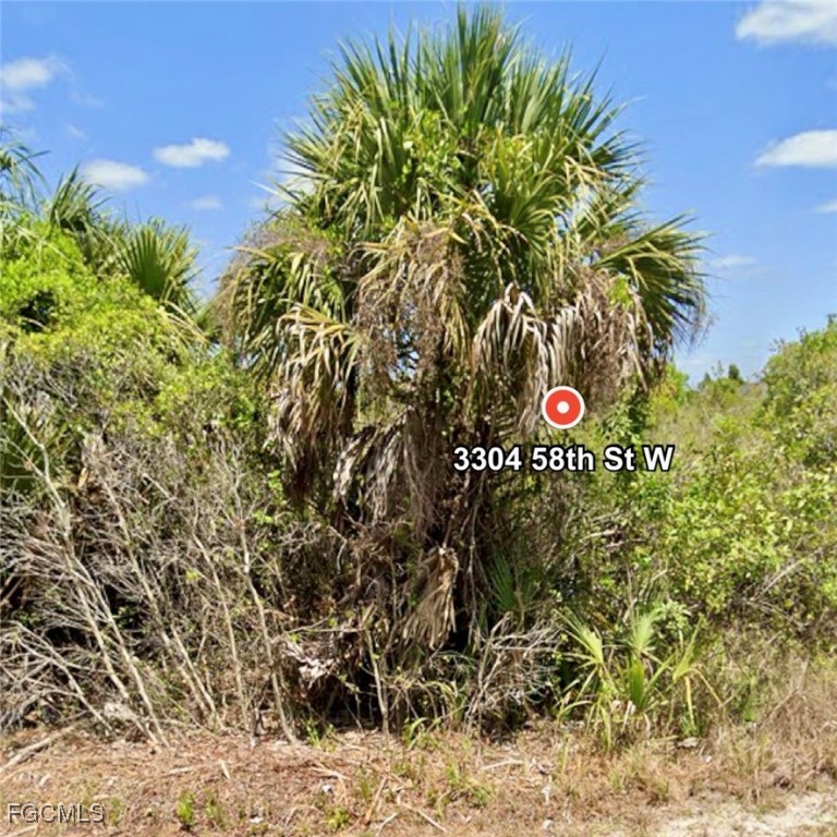 3304 58th St W Property Photo 4