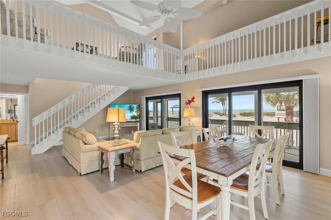 6 Beach Homes Property Photo 11