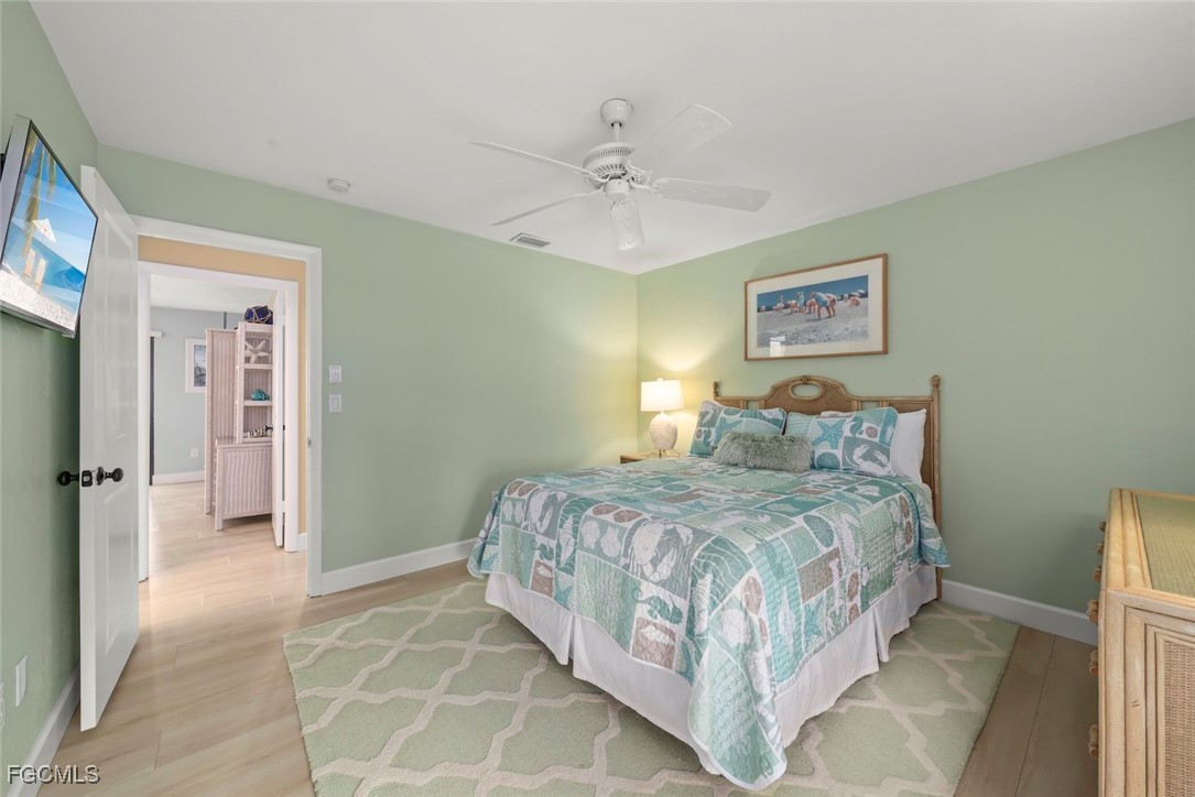 6 Beach Homes Property Photo 28