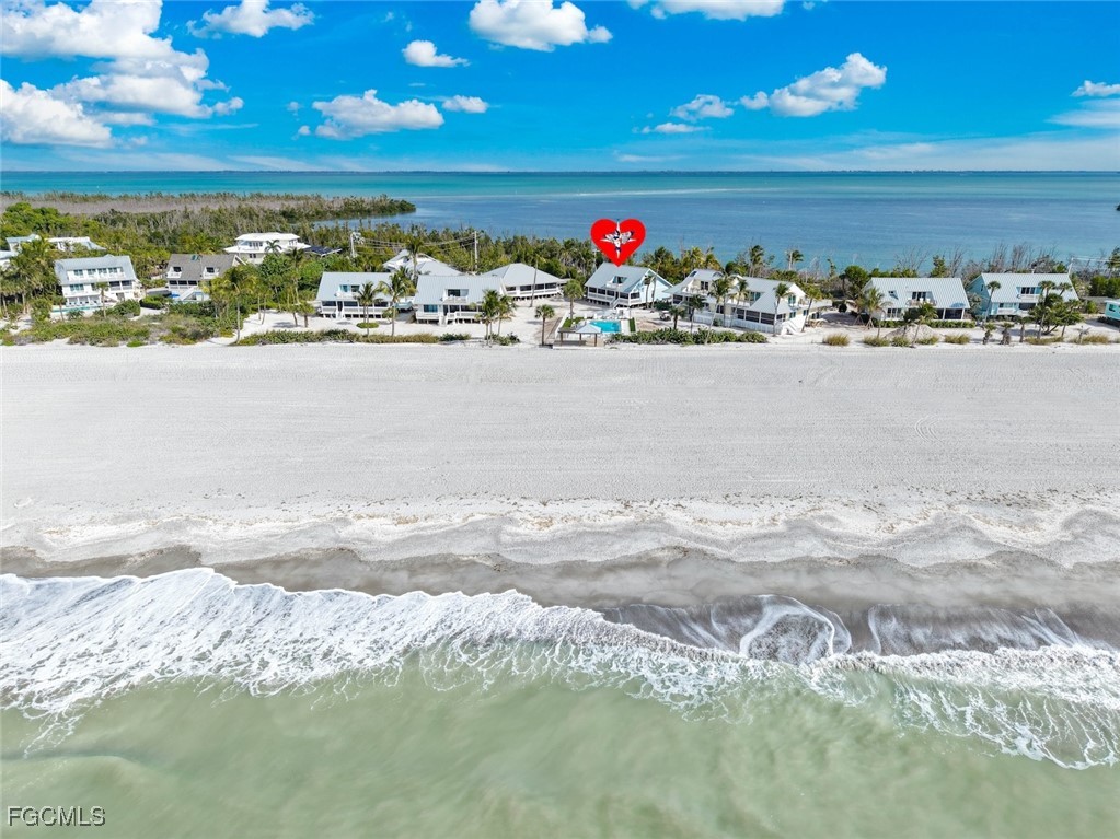 6 Beach Homes Property Photo 42