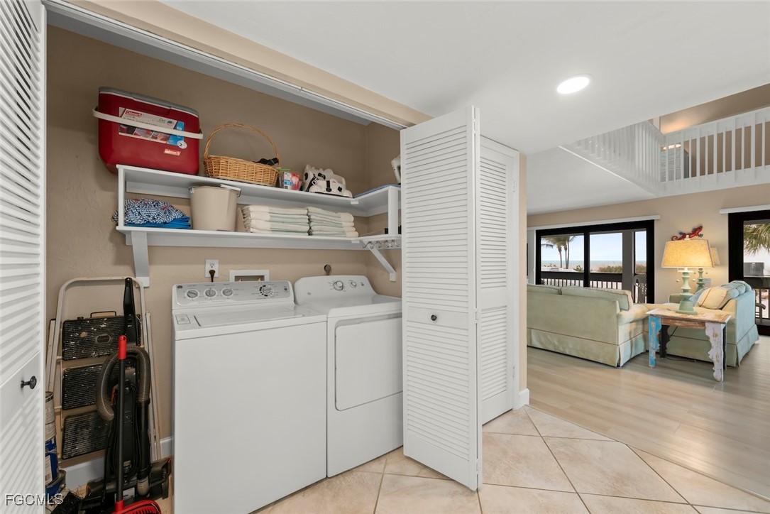 6 Beach Homes Property Photo 49