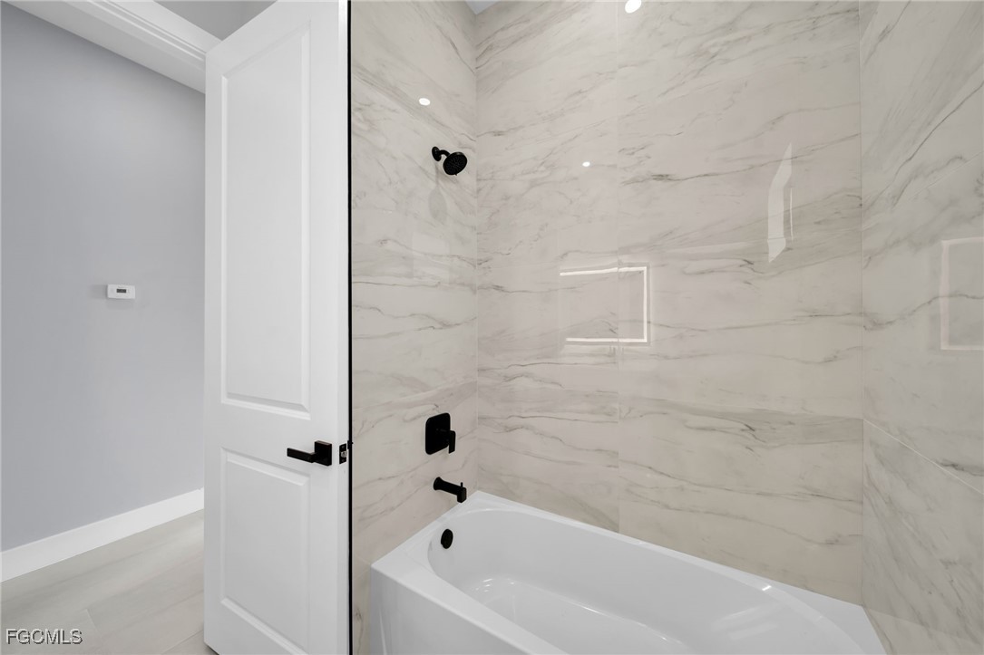 1002 Kanuga St E Property Photo 35