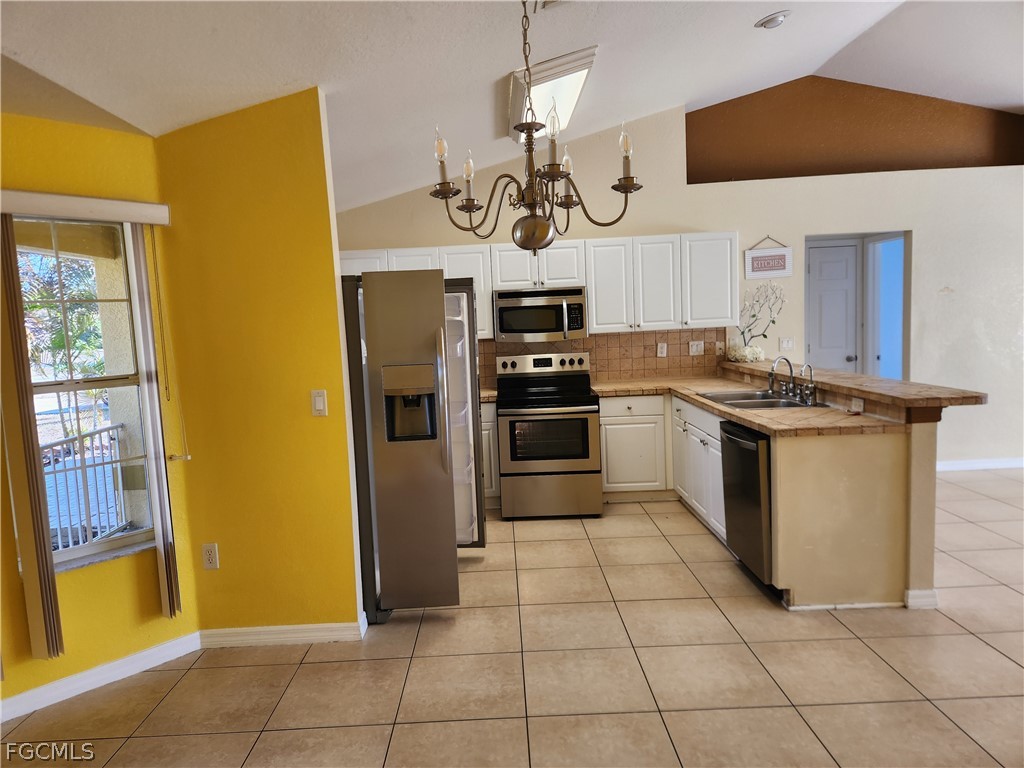 245 David Ave Property Photo 5