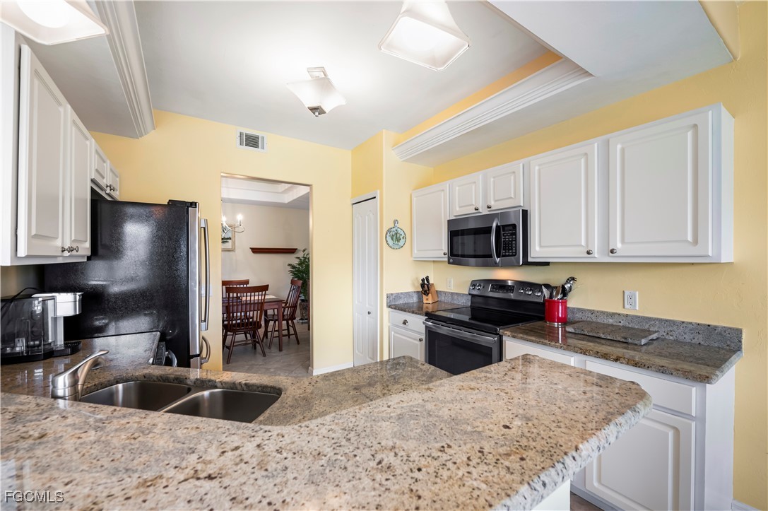15091 Tamarind Cay Ct 907 Property Photo 3