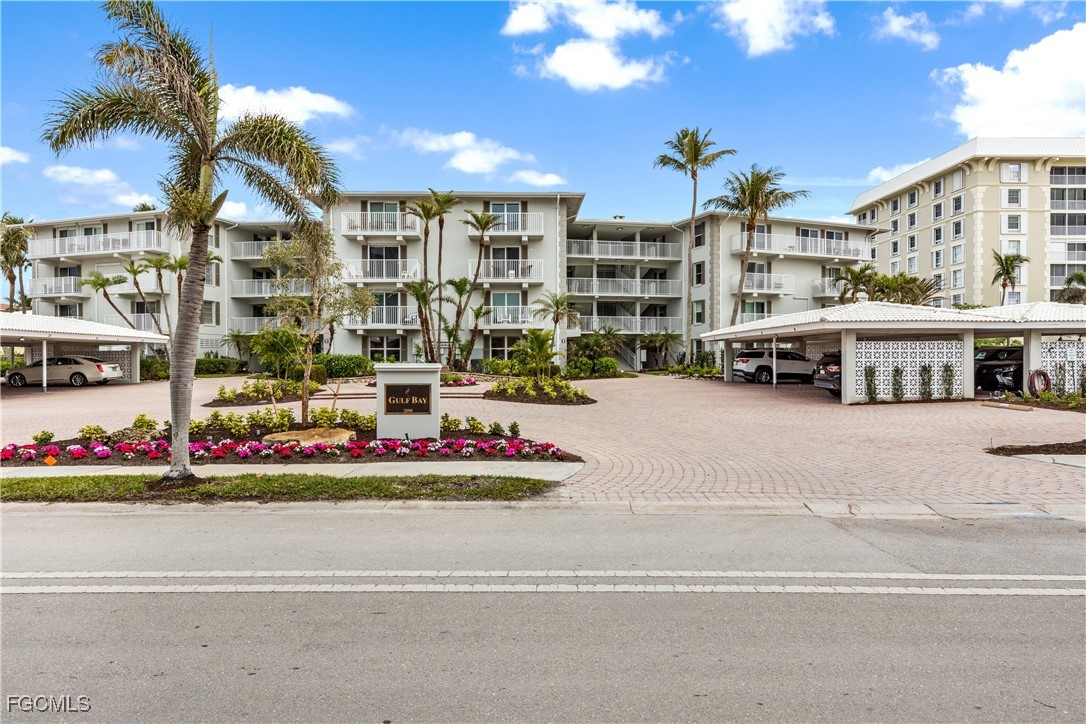 2800 Gulf Shore Blvd N 100 Property Photo 11